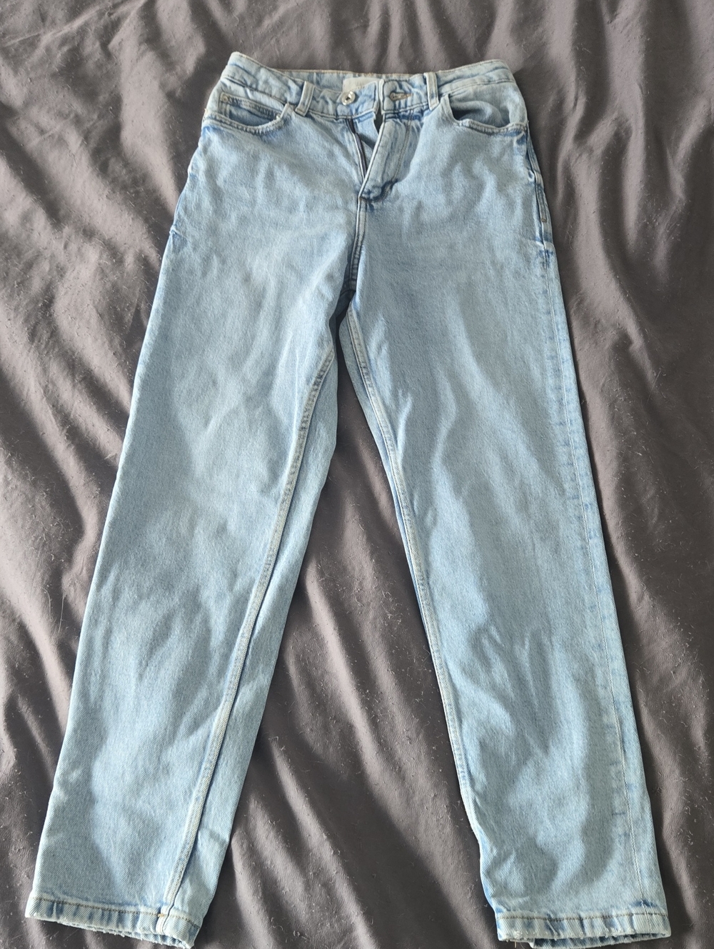 Light Wash Zara Straight Leg Women’s Jeans
